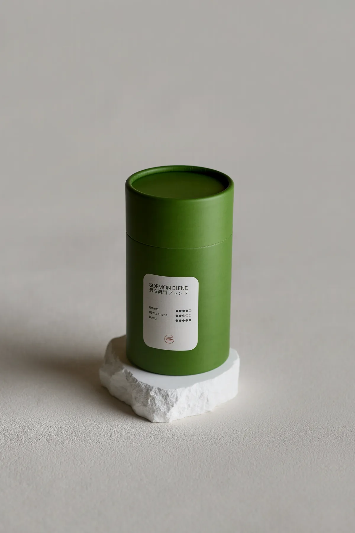 Soemon Blend tin on its stone